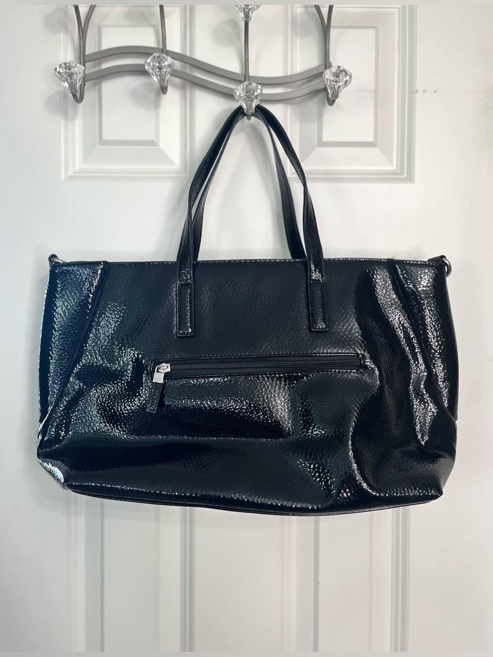 Carpisa Textured Patent Leather Tote Bag - Picture 2 of 3